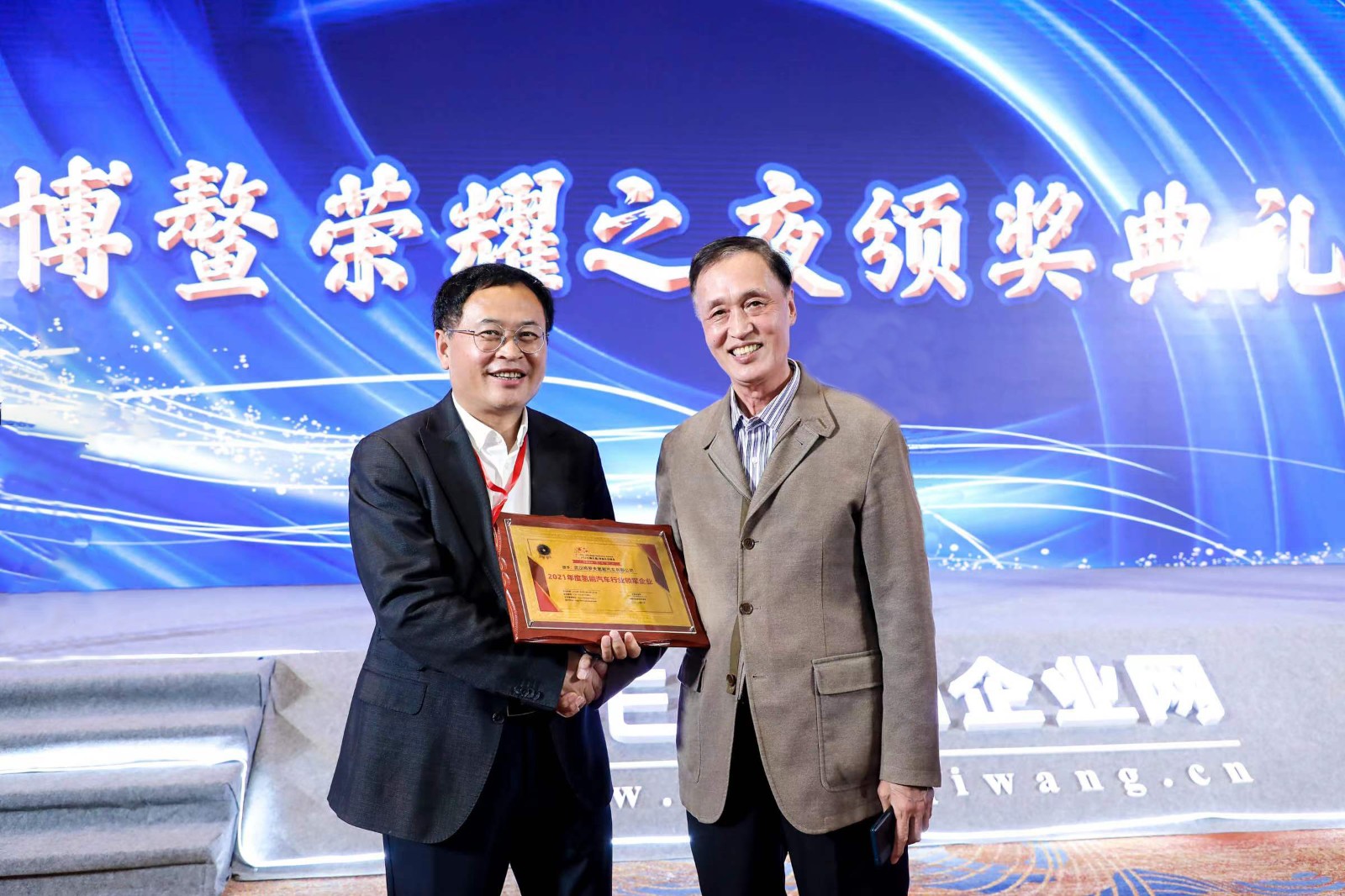 微信图片_20220110200911-1.jpg
